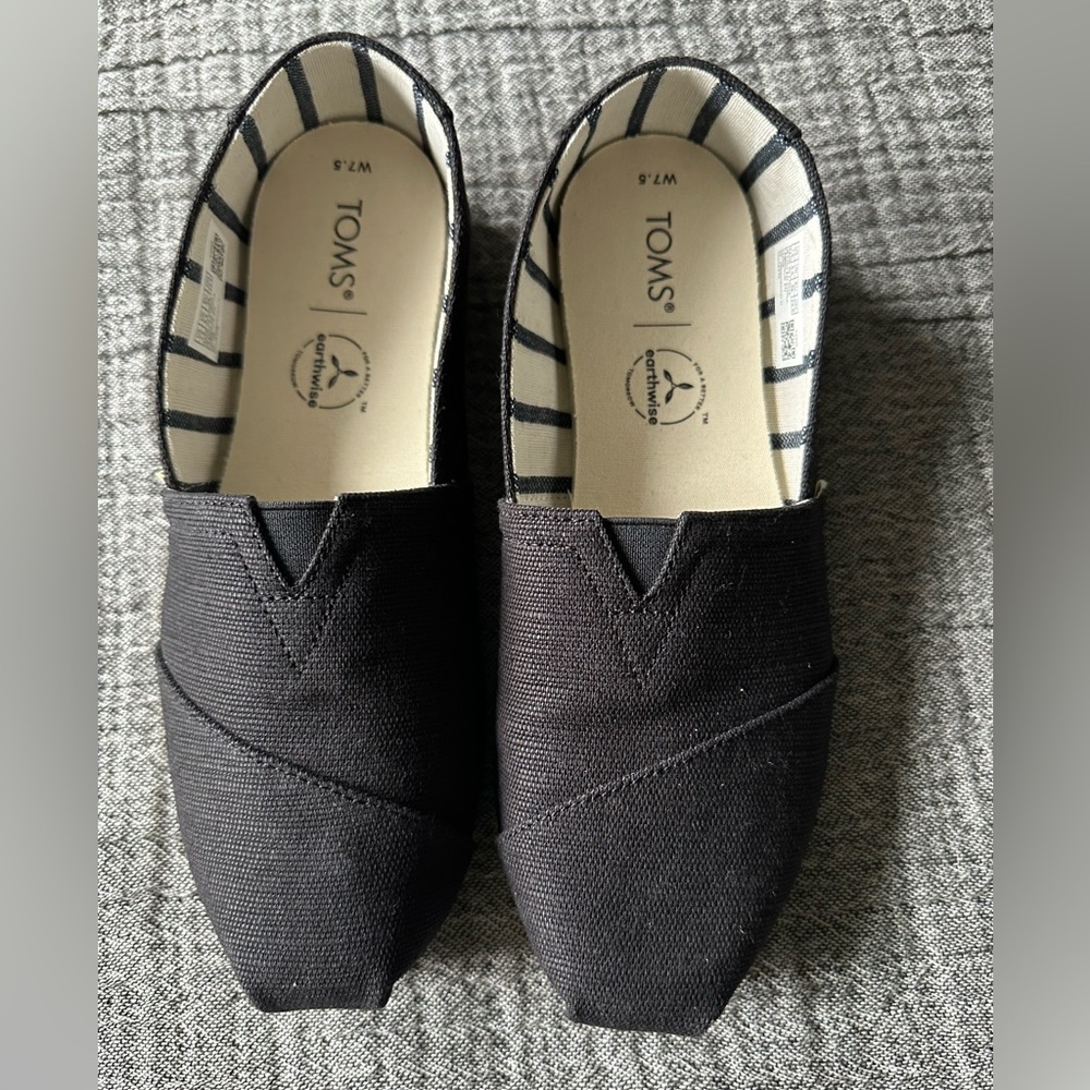 Toms